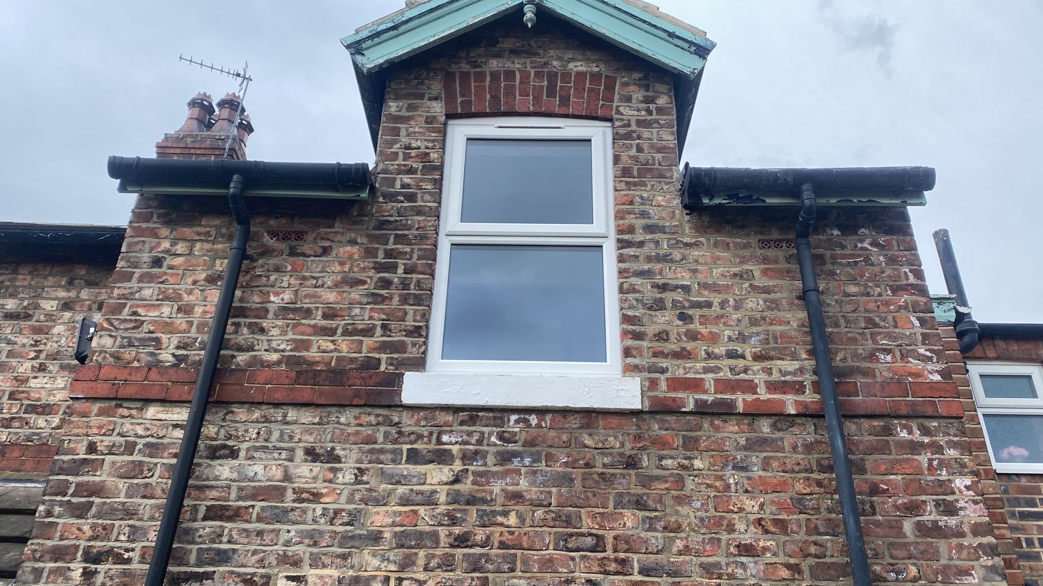 New window being fitted